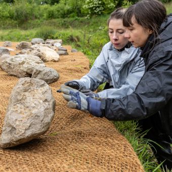 (Ré)organisées, 2024 – Pauline Cordier & Charlotte SCHAER – Photo: ©Bayart